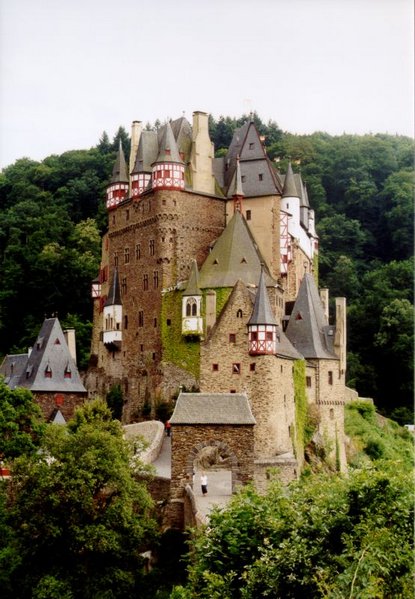 burg eltz castle